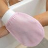 Exfoliating glove